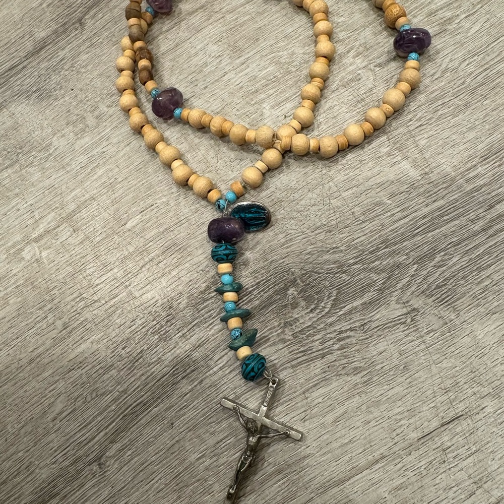 NEW Rosary with jade and amethyst and wooden beads. Metal crucifix.